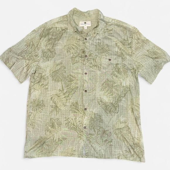 island shores Other - NWOT - Green Nature Print Hawaiian Button Down Shirt